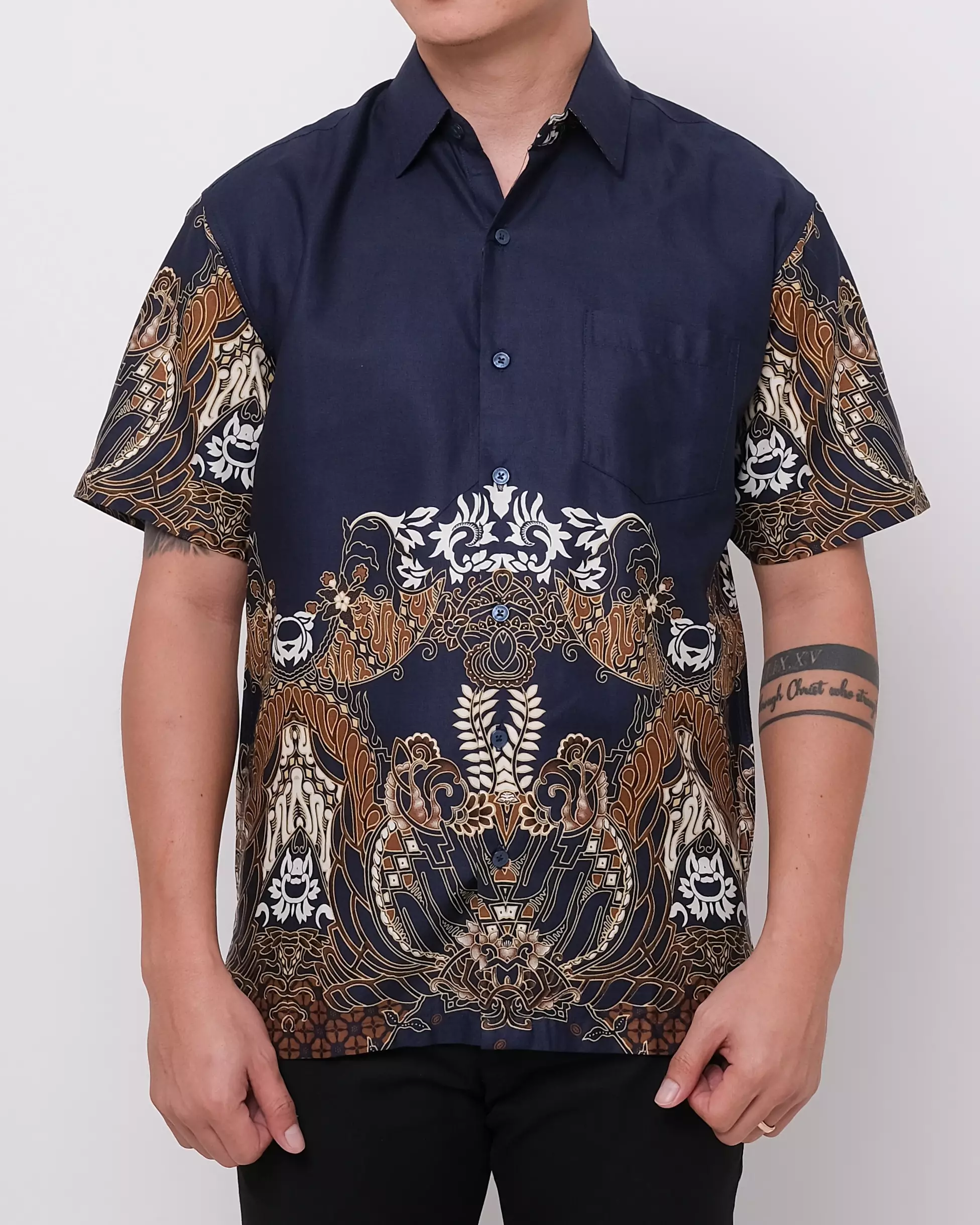 Andre Michel Kemeja Batik Lengan Pendek Navy 16787
