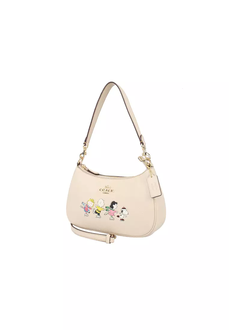 COACH Peanuts Snoopy Co-branded Teri 24 Cobblestone Cow Leather Underarm bag Hand Bill of Lading Shoulder Bag Wanita ukuran sedang