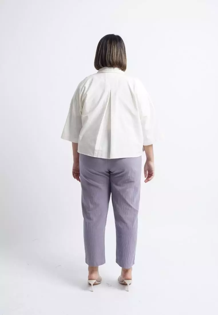 Plus Size Shirt Seo Jin Broken White