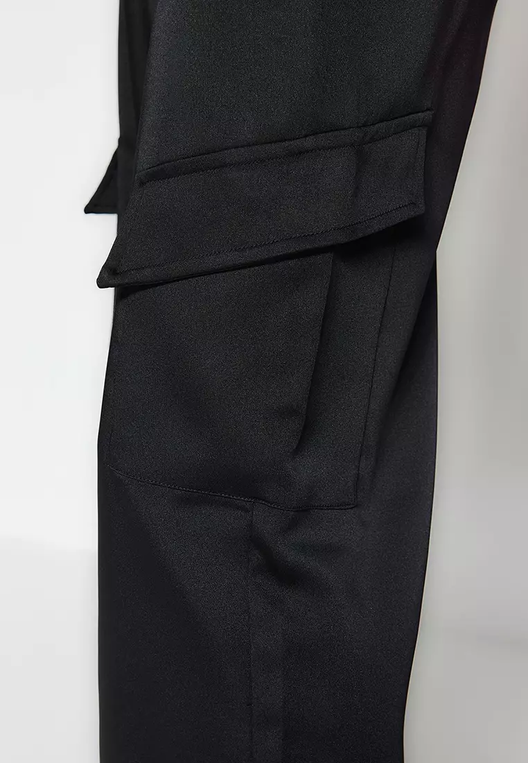 Wide Leg Cargo Pants