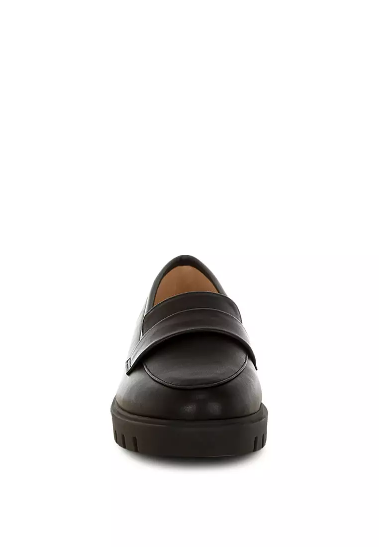 Sepatu Loafer Tebal Kulit Imitasi Warna Hitam