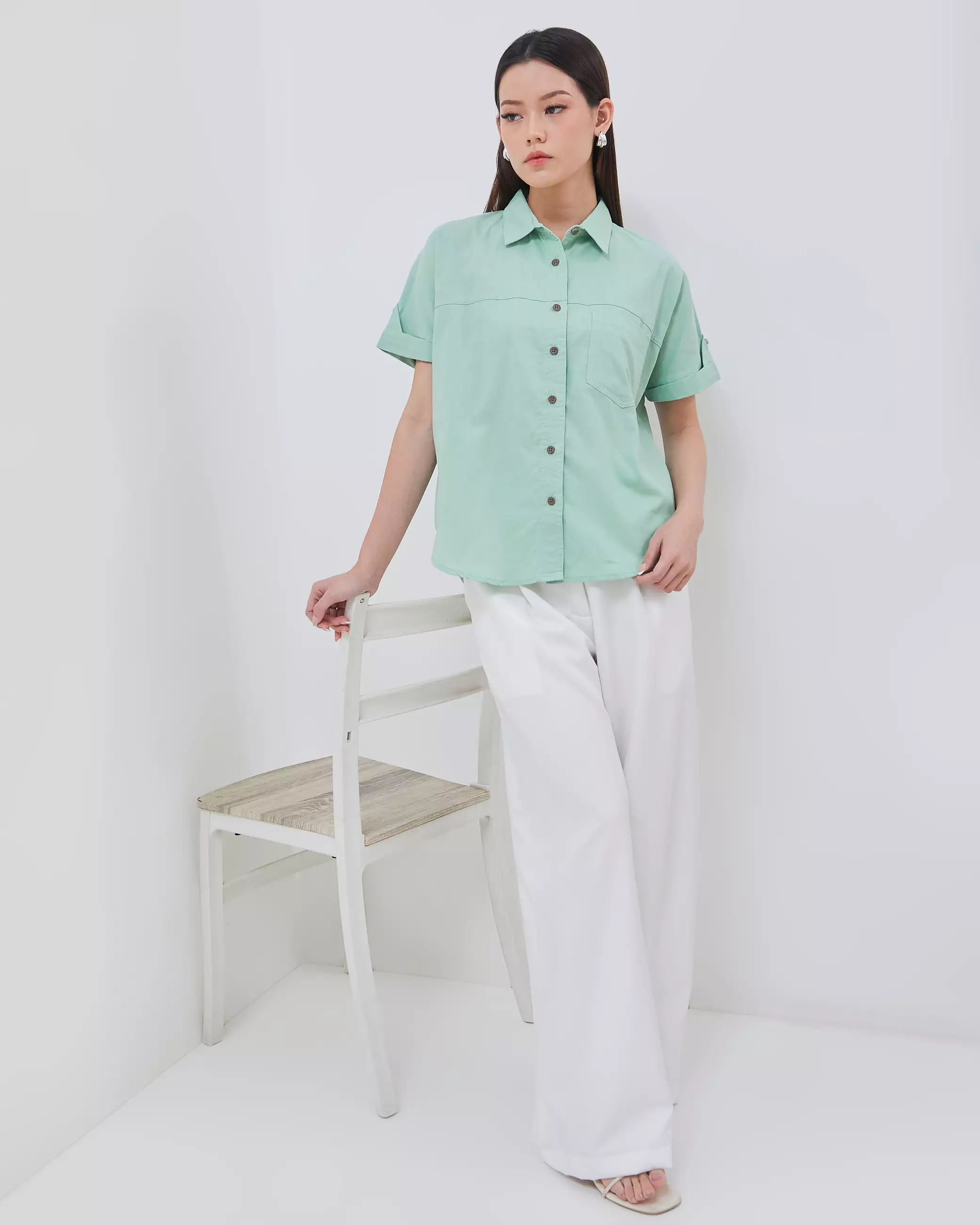 Urban Exchange Kemeja Alisha Light Green - Kemeja Basic Lengan Pendek