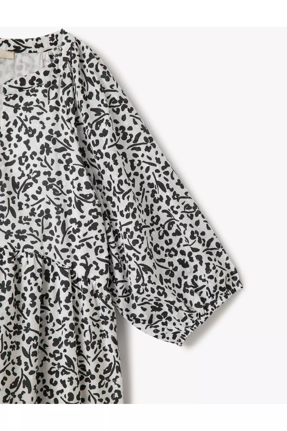 棉質內襯中式領燈籠袖長款花卉連身裙