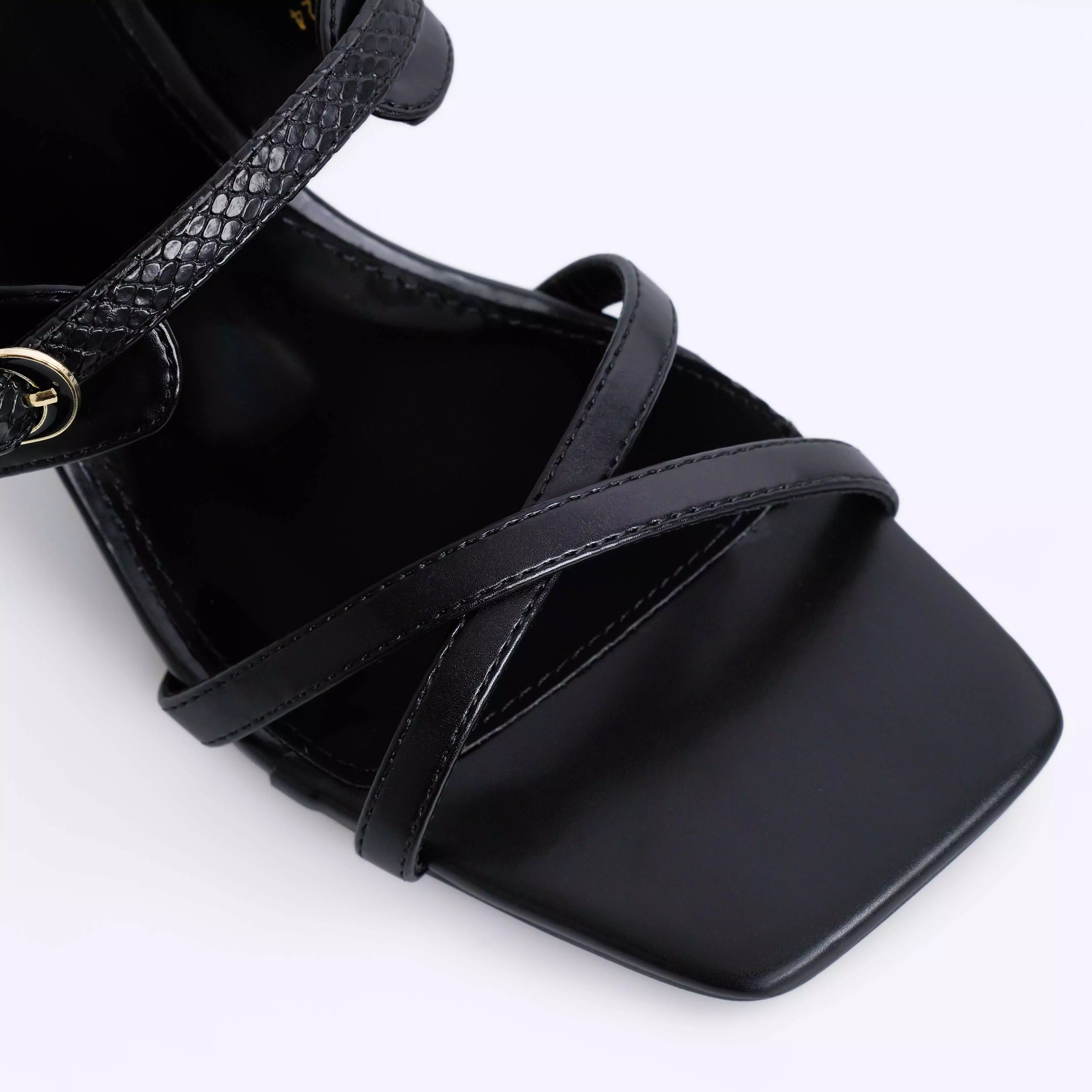 EVB* CAIROLYNE BLACK