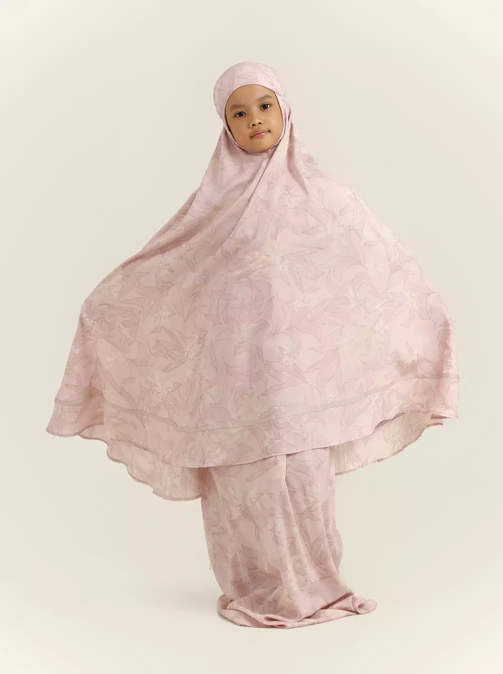 fashion anak perempuan