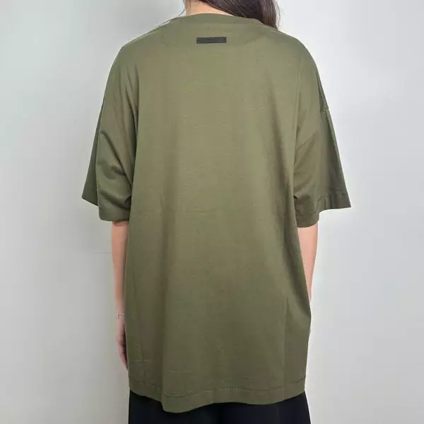 Kaos ESSENTIALS FEAR OF GOD EXCLUSIVE MILITARY GREEN TSHIRT 100% ORIGINAL