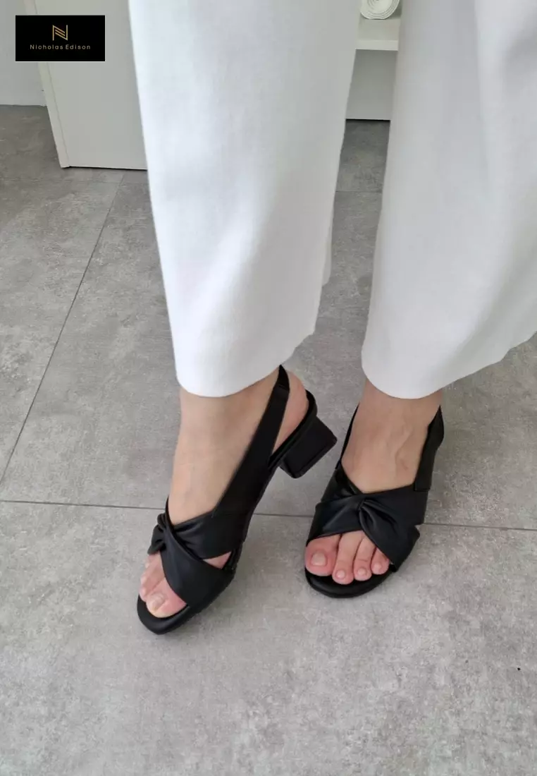 Nicholas Edison Heel Hasna Black