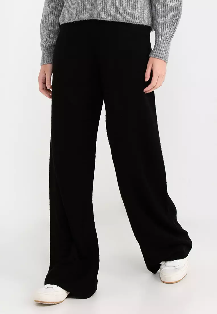 Black store knit pants