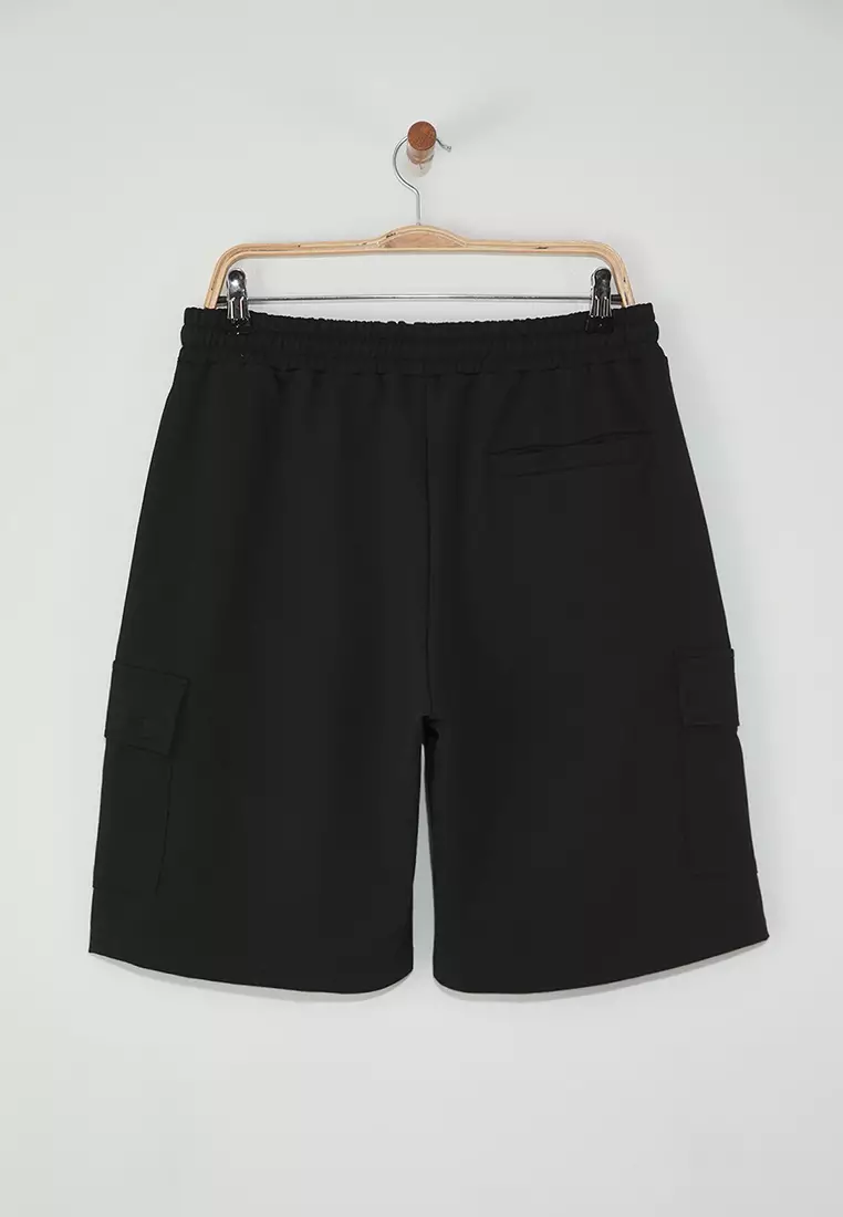 Black Oversize/Wide Cut Hidden Cord Elastic Waist Cargo Pocket Labeled Shorts TMNSS24SR00018
