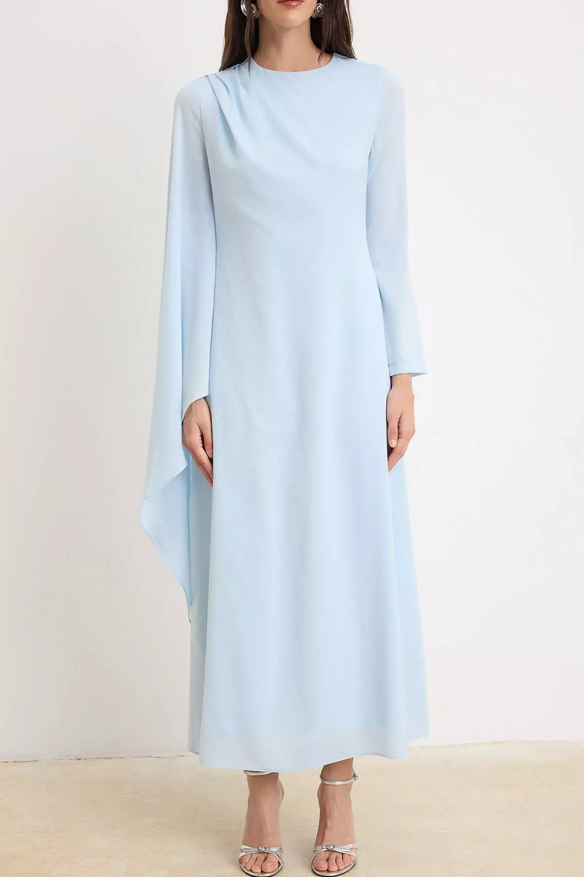 Blue Shawl Detailed Evening Dress Tctss24Db00036