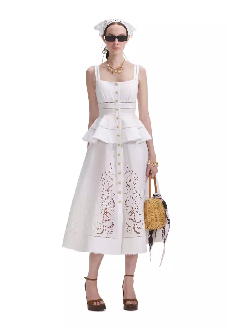 排扣荷葉邊鏤空刺繡吊帶中長連衣裙 CA26022446