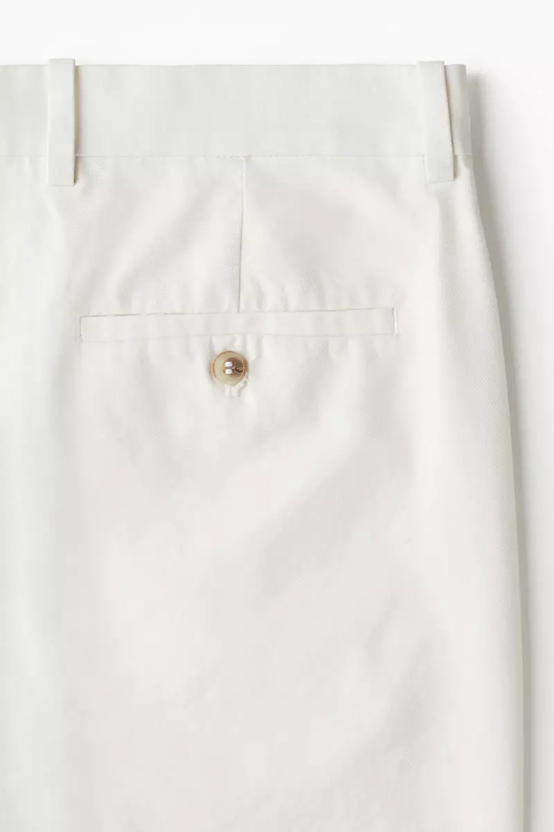 Regular Fit Lyocell-blend chino shorts