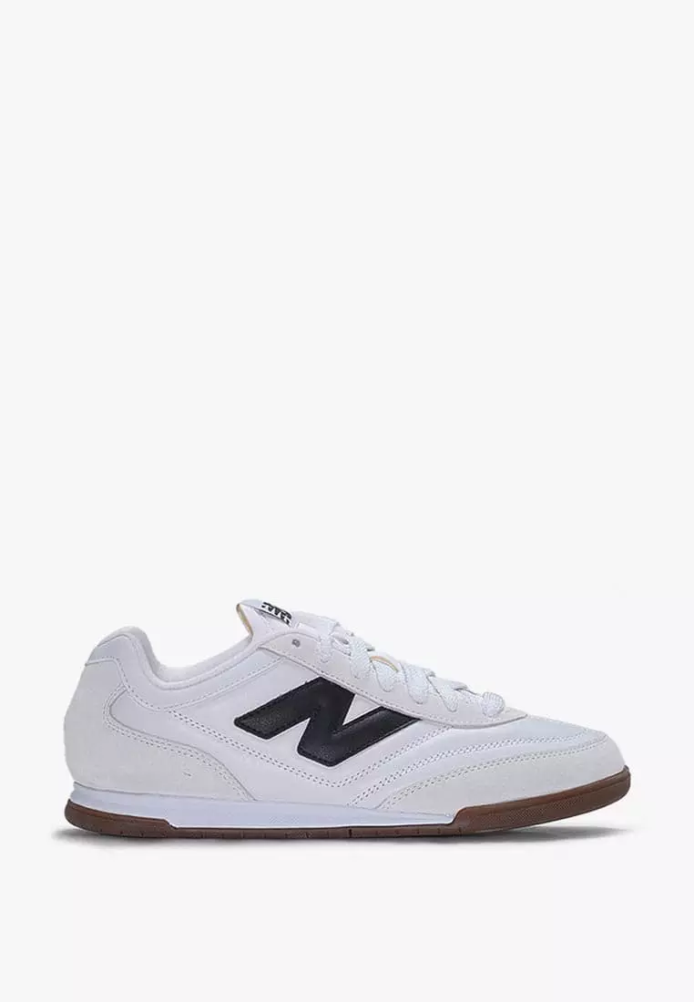 Discount on New Balance  shoes - SKU: New Balance RC42 Unisex's Sneakers Shoes - Black