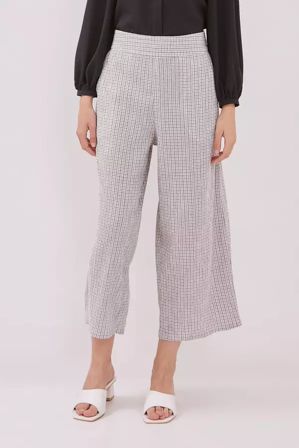 Kiyim bilan jinsiy aloqa HD sifatli