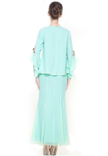 Buy Loreal Kurung Modern in Apple Green from Rina Nichie Couture in Green at Zalora