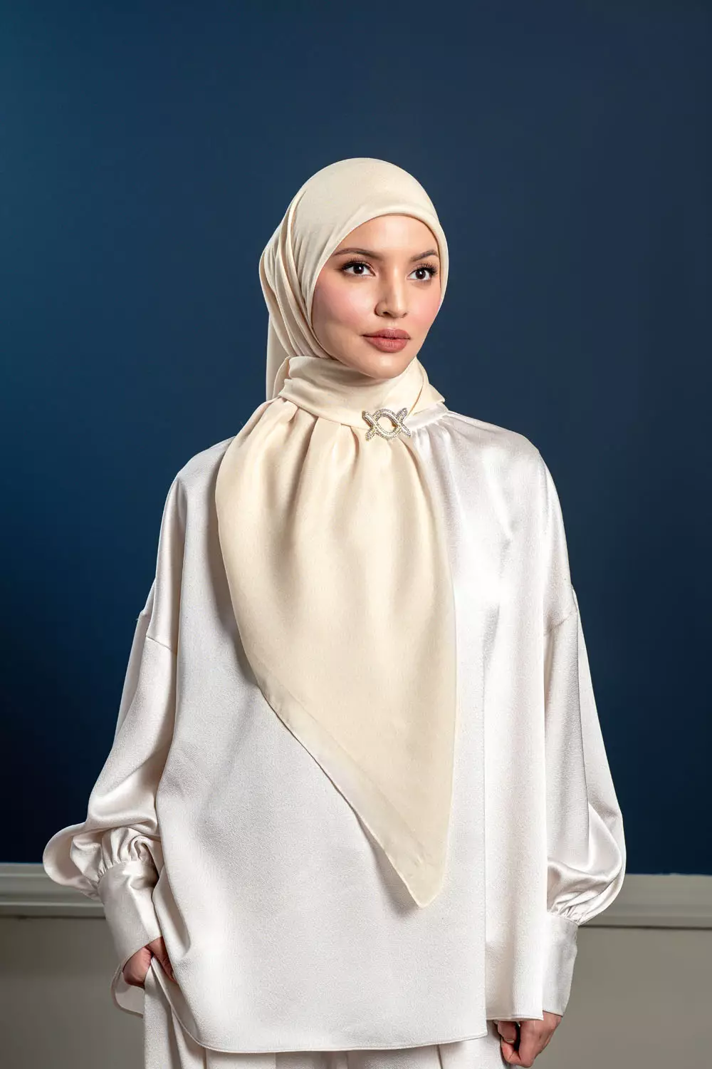 Klamby - Nima Scarf Butter Veil