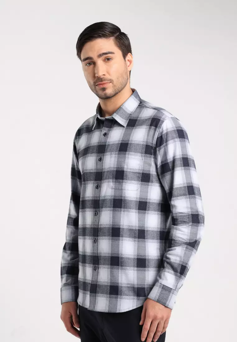 MOC - Kemeja Kotak-kotak Pria Lengan Panjang Barder - Black