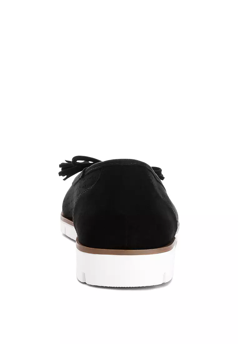 Balerina Kulit Berlubang Hitam