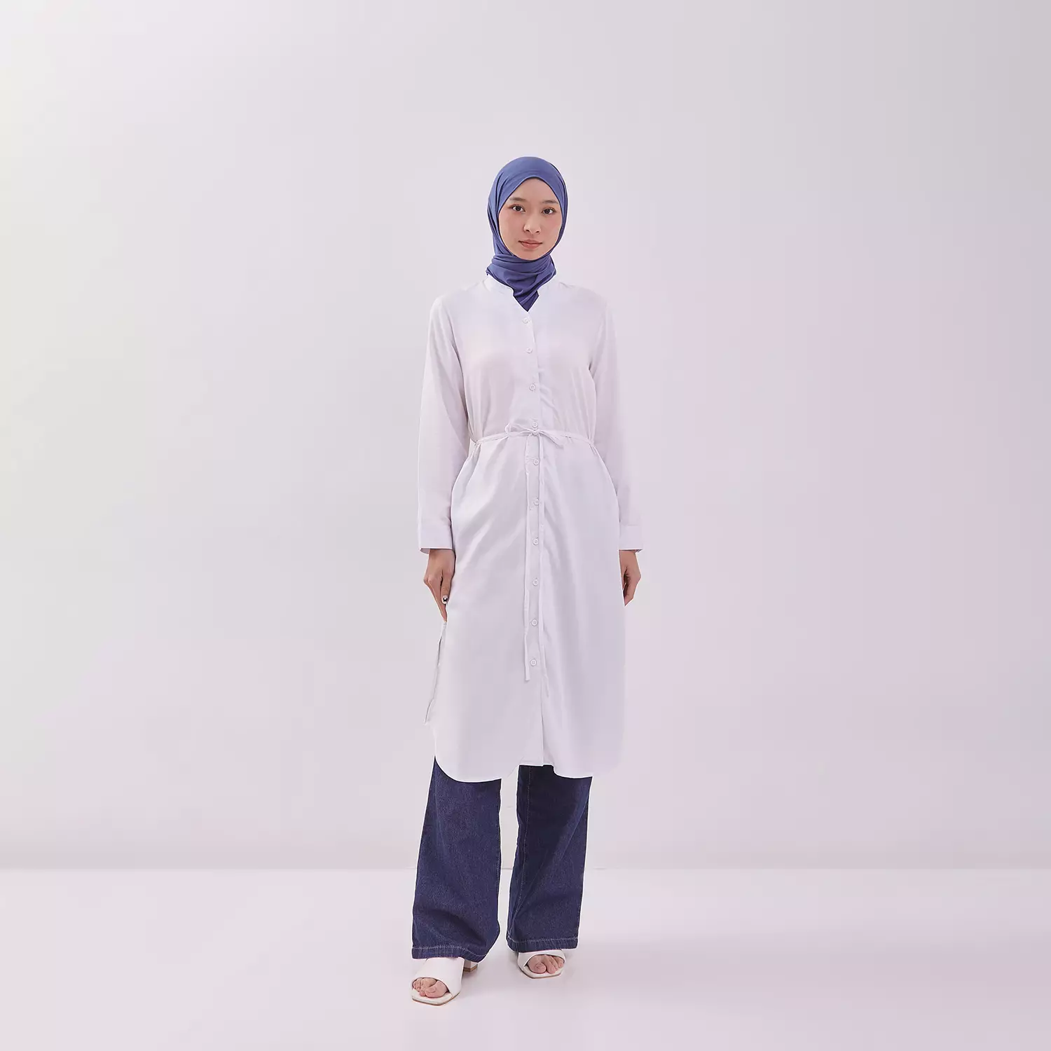 DUST Kemeja Tunik Aira Putih ECOVERO™ (D. 1607)