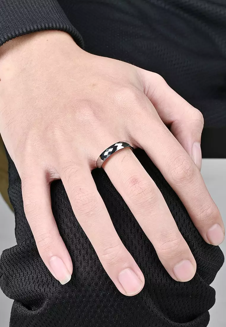 Rhombus Surface Tungsten Carbide Ring JW QF-035