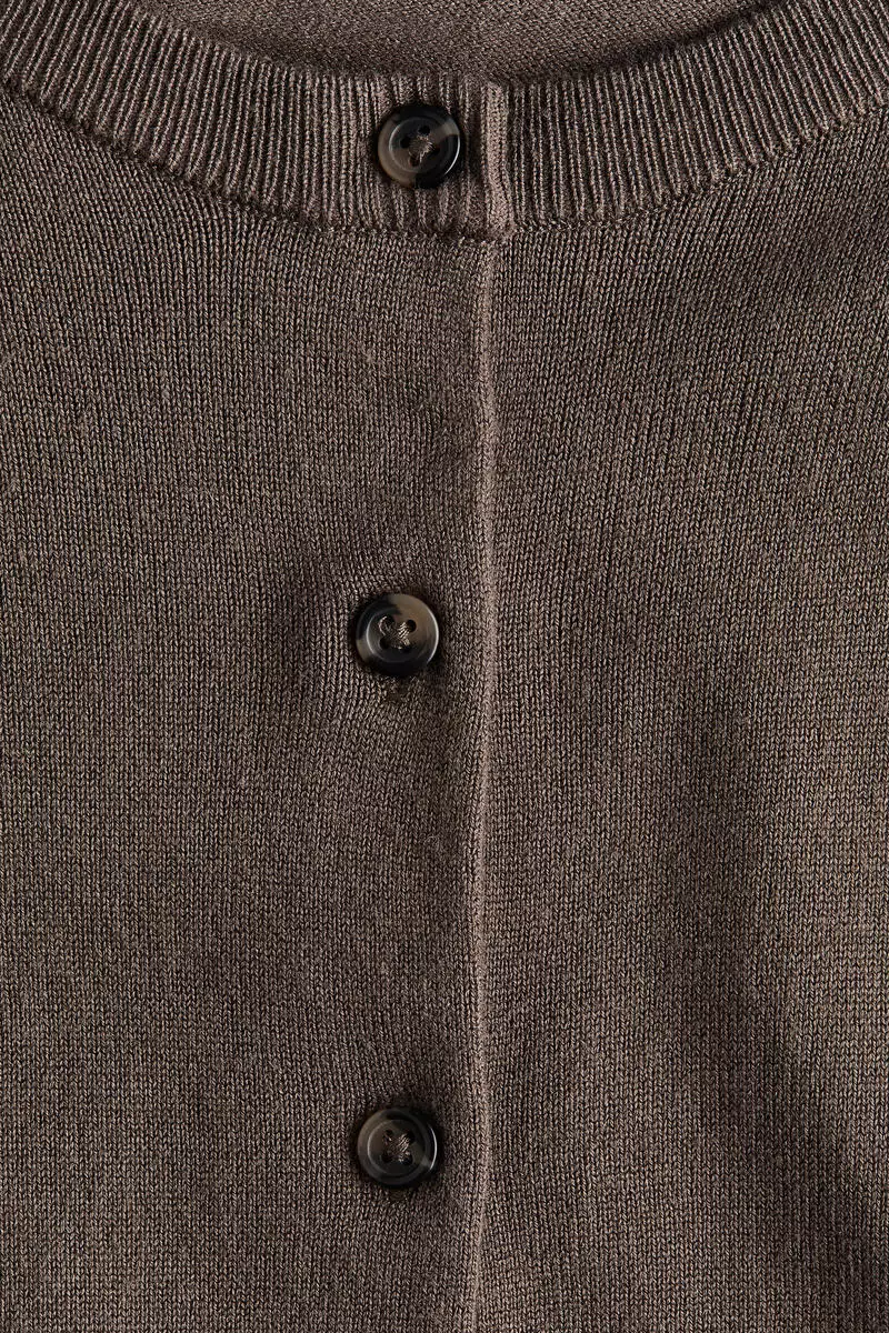 Fine-knit cardigan