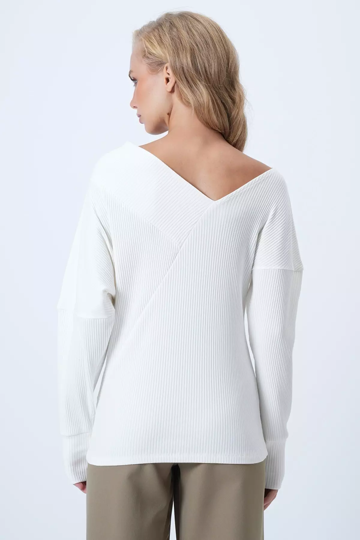 Women's White Front Back V Neck Asymmetrical Cut Blouse Alc-X14564