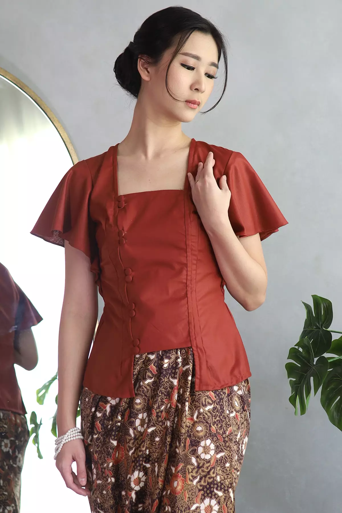 Soraya Dainty Terracotta Kebaya