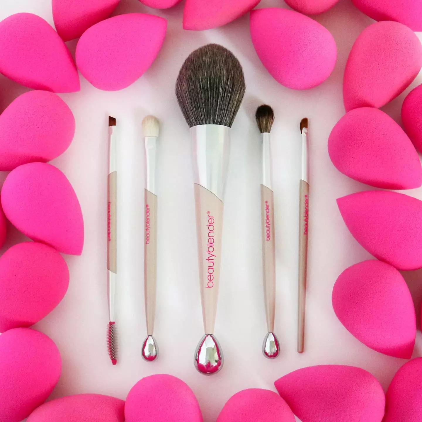 The Player 3 way Brow Brush
