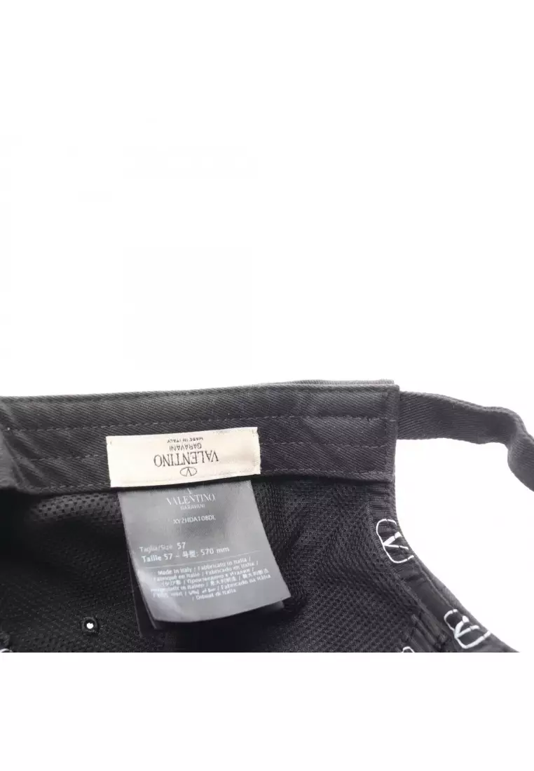 Pre-Loved Valentino V logo cap cotton black