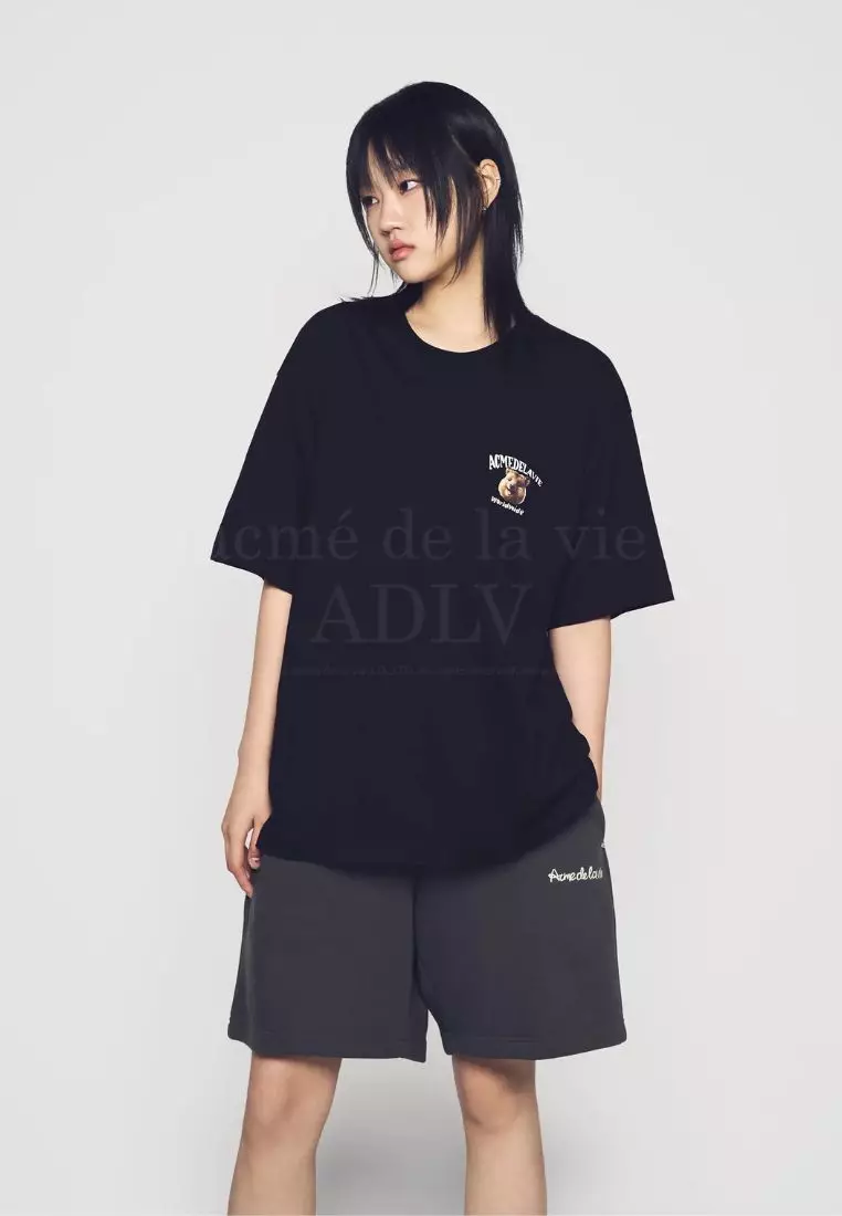 World Wide Travel Quokka Artwork Short Sleeve T-Shirt Black