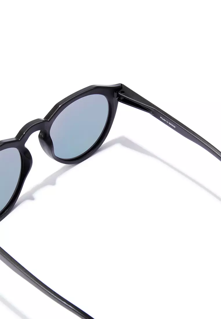 HAWKERS Black Rose Gold WARWICK RAW. Sunglasses for Men and Women, Unisex. UV400 protection. Official product designed and made in Spain. HWRA22BKT0