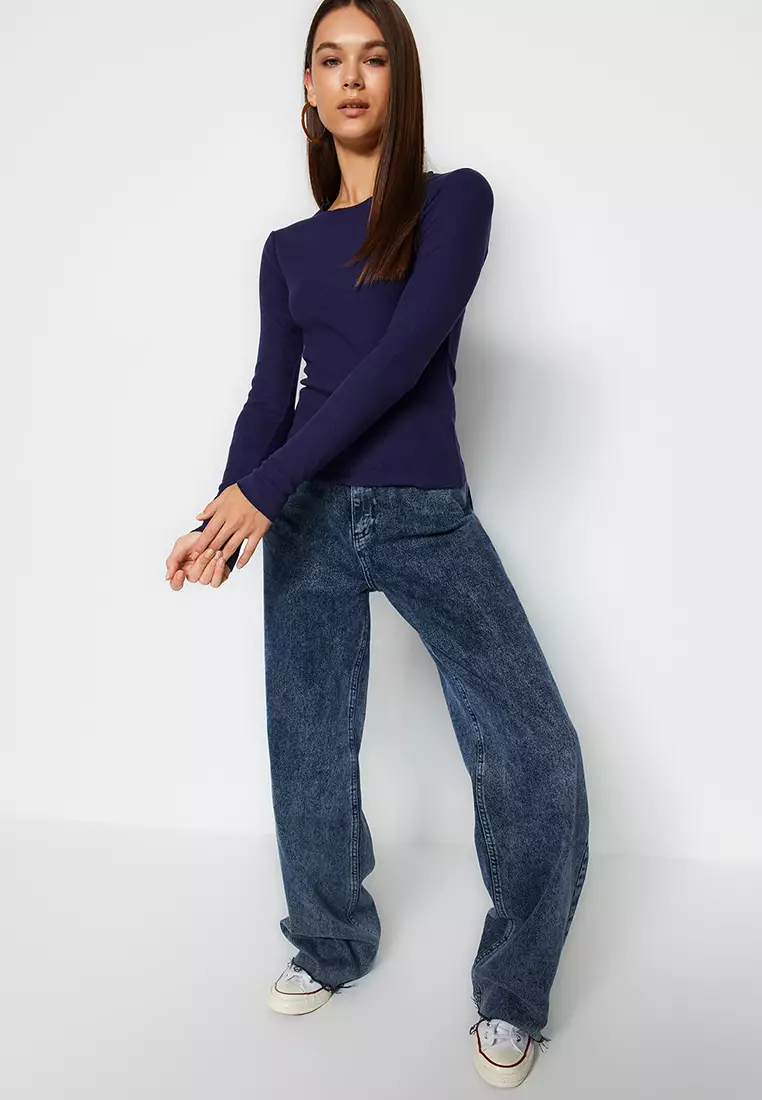 Fitted Round Neck Rib Top