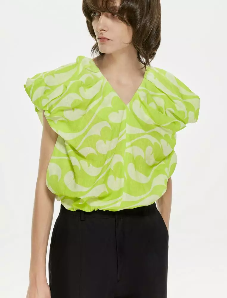 Eco-Friendly V-Neck Oversized Streetwear Sleeveless Top