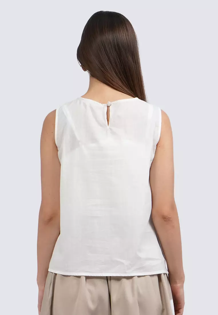 Round Neck Eyelet Sleeveless Blouse OFF WHITE