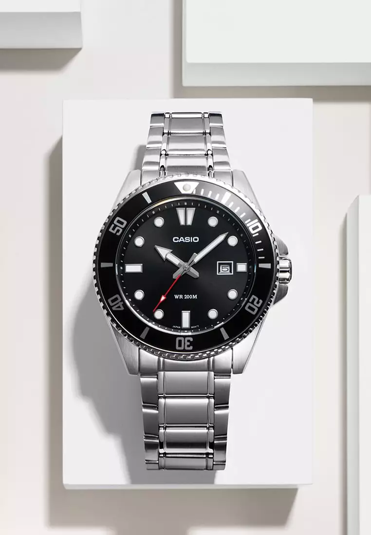 Men Analog Watch MDV-107D-1A1V Silver Stainless Steel Strap