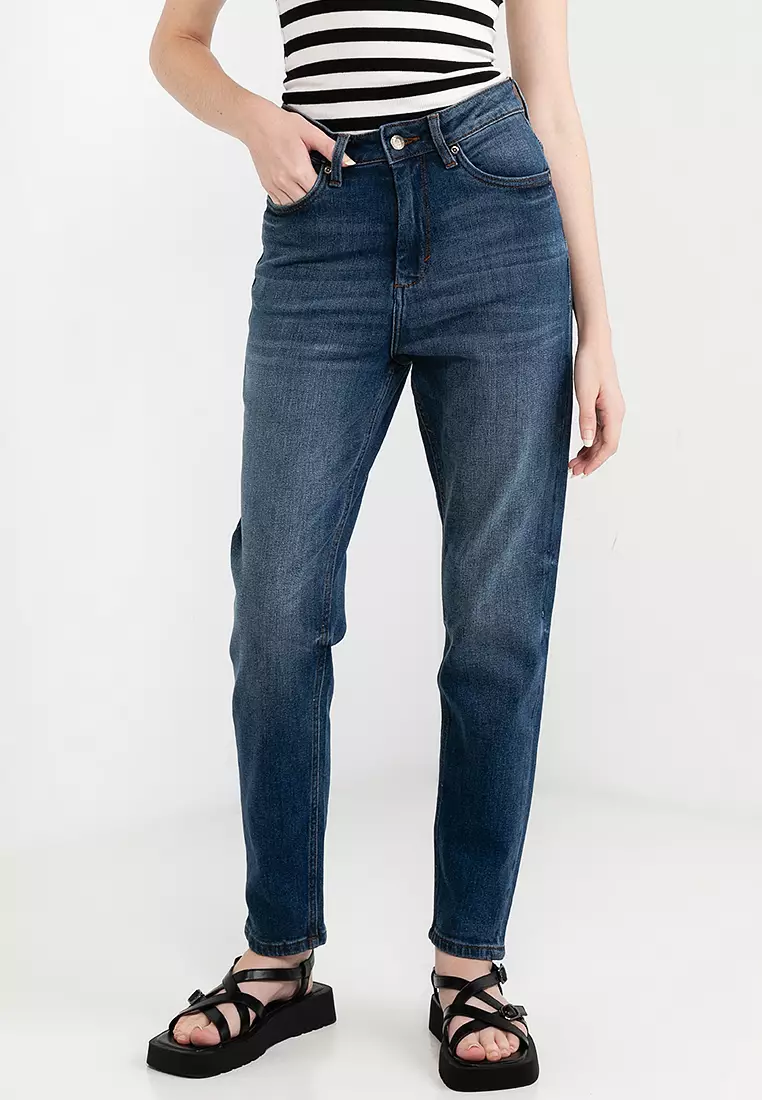 Quantic Tapered Mom Jeans