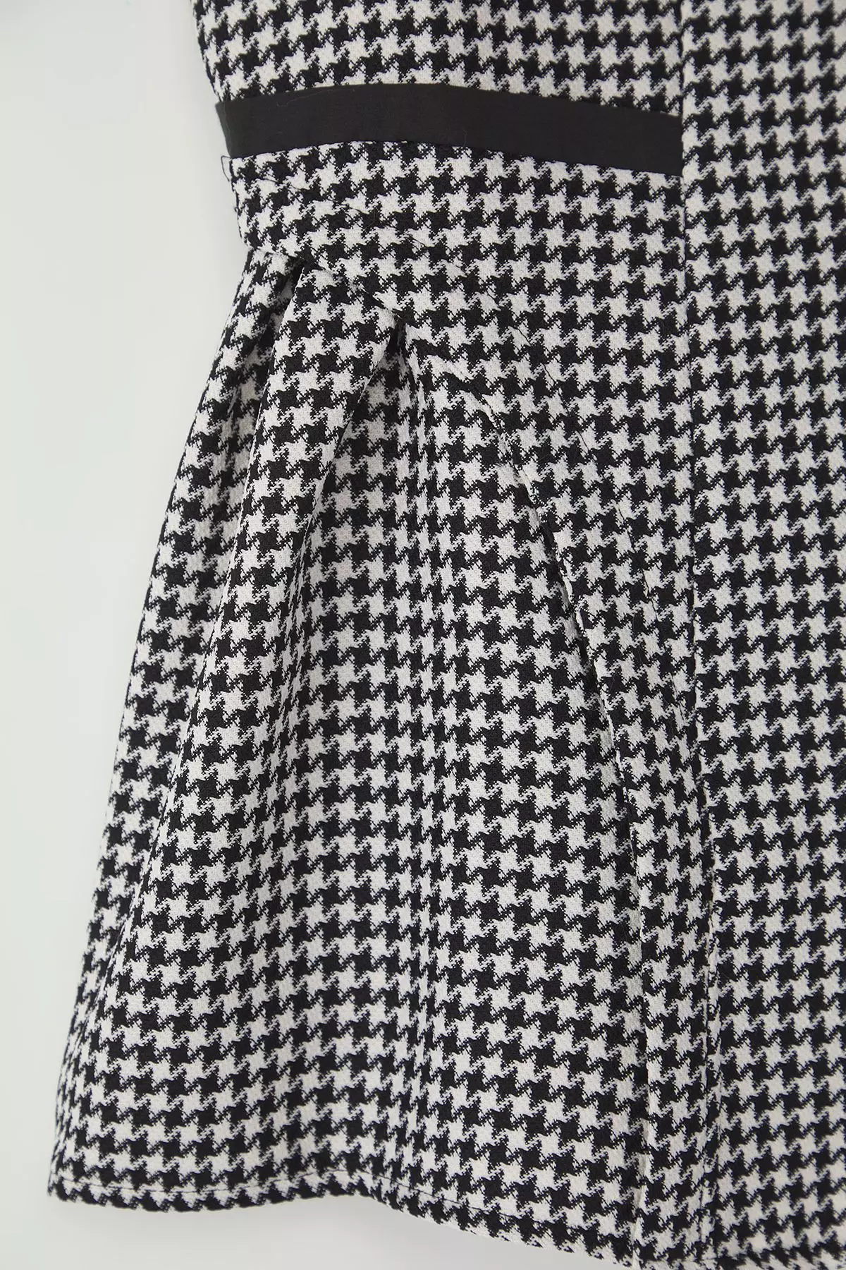 Plus Size Sleeveless Flared Blouse