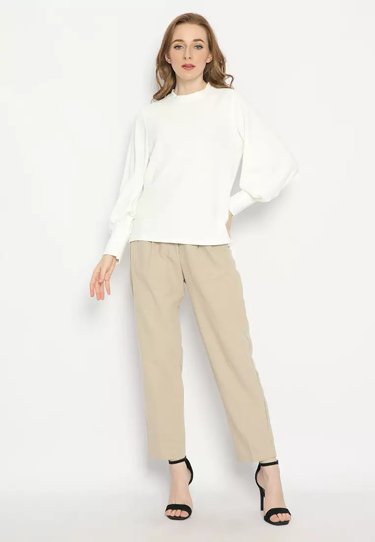 Puff Sleeves Knit Blouse