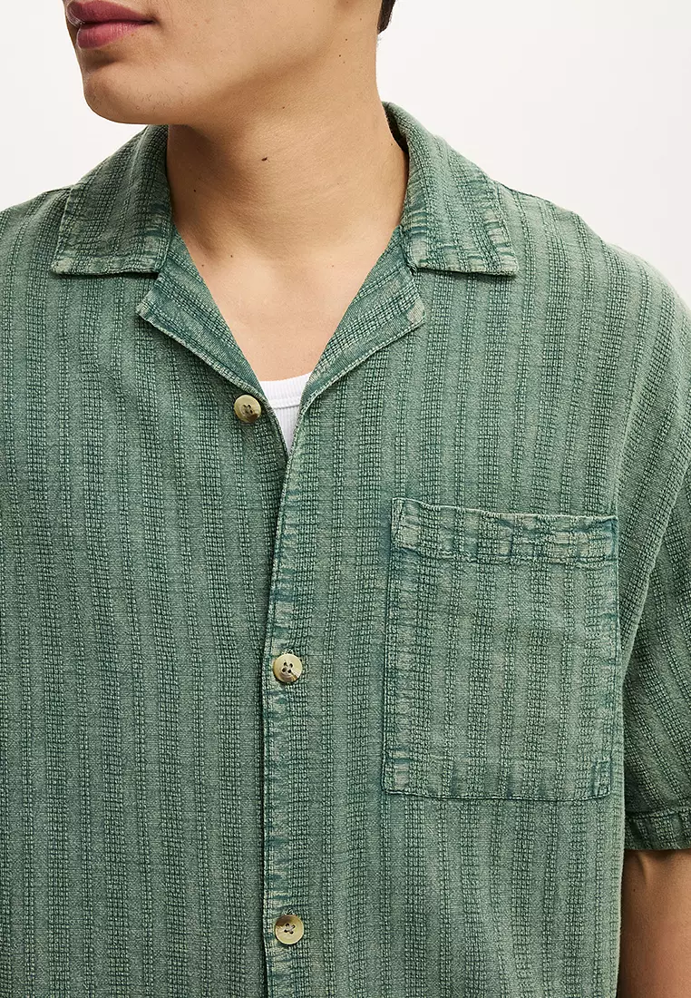 Washed Box Fit Short Sleeve Shirt