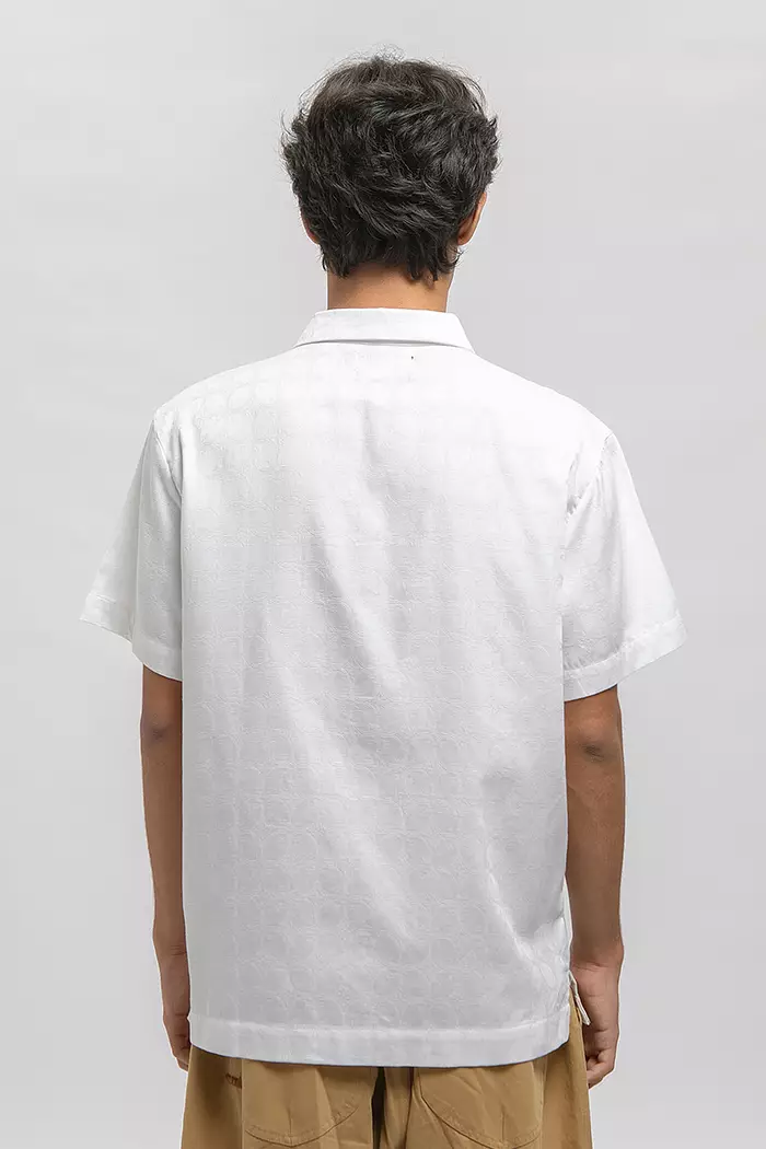 COTTONINK - Atasan Kemeja Pria Aksara Kawung Biru Muda #Archipelago2025