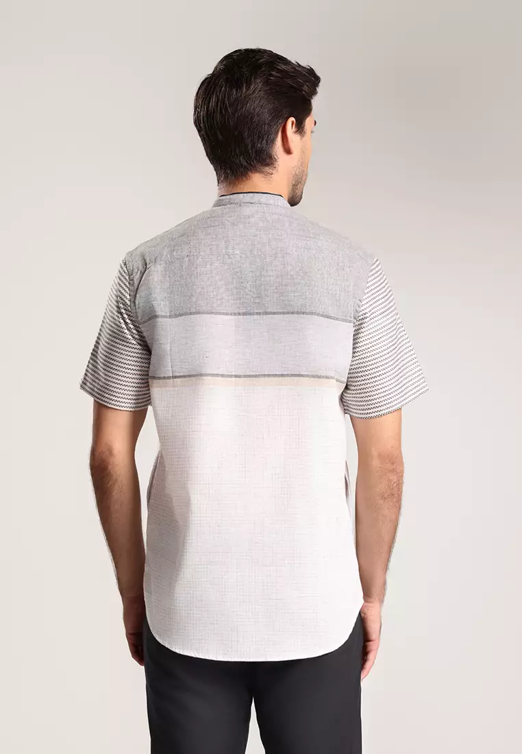 Men's Top by MOC Kemeja Koko Lengan Pendek Pria Furkan - White