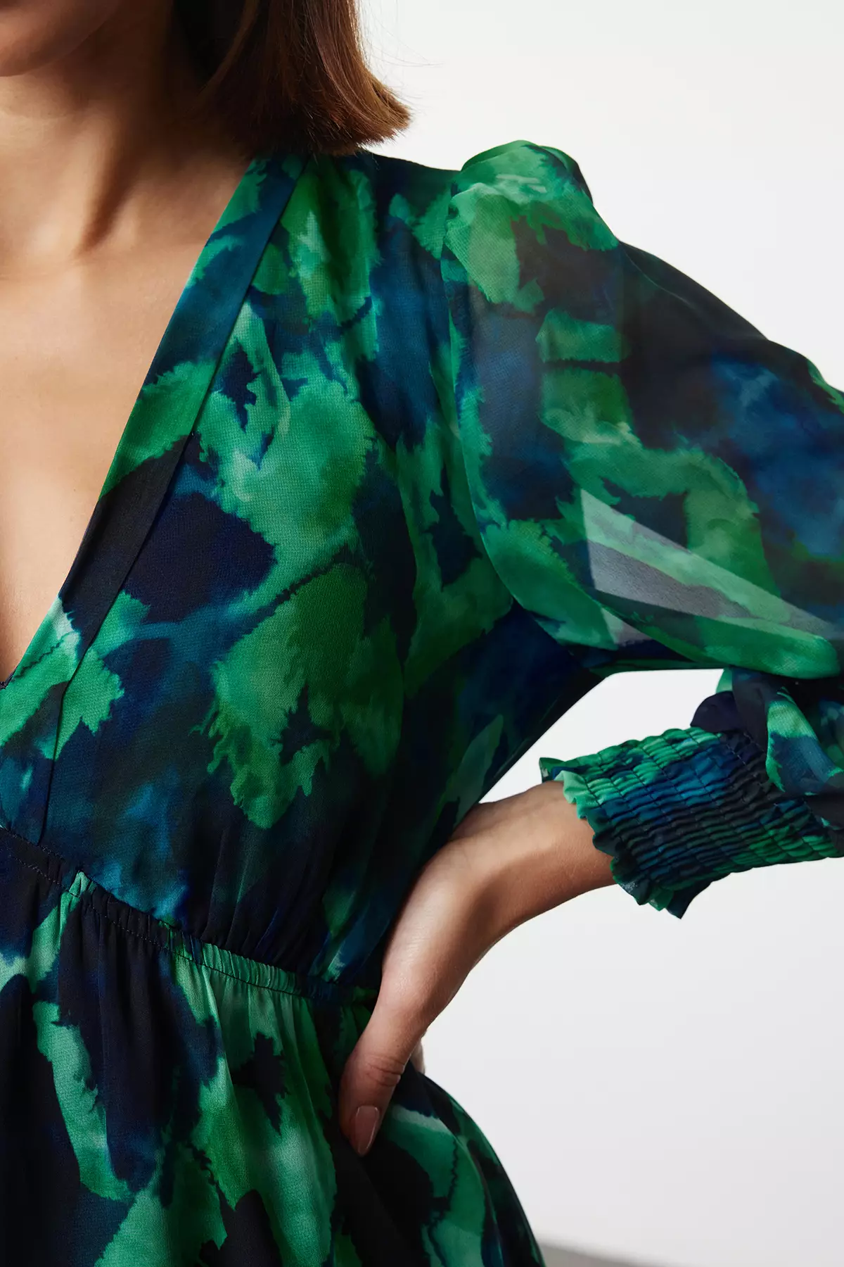 Green Lined Midi Chiffon Dress Abstract Pattern Waist Opening