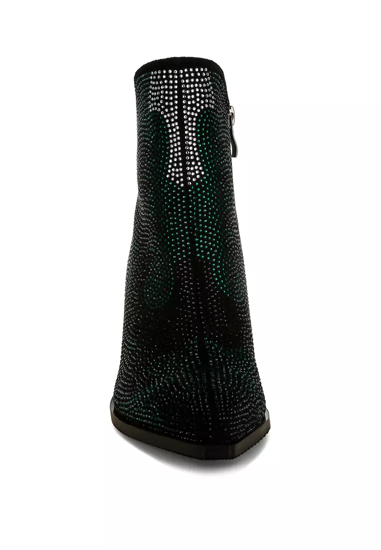 Sepatu bot hak blok berhias berlian imitasi berwarna hijau