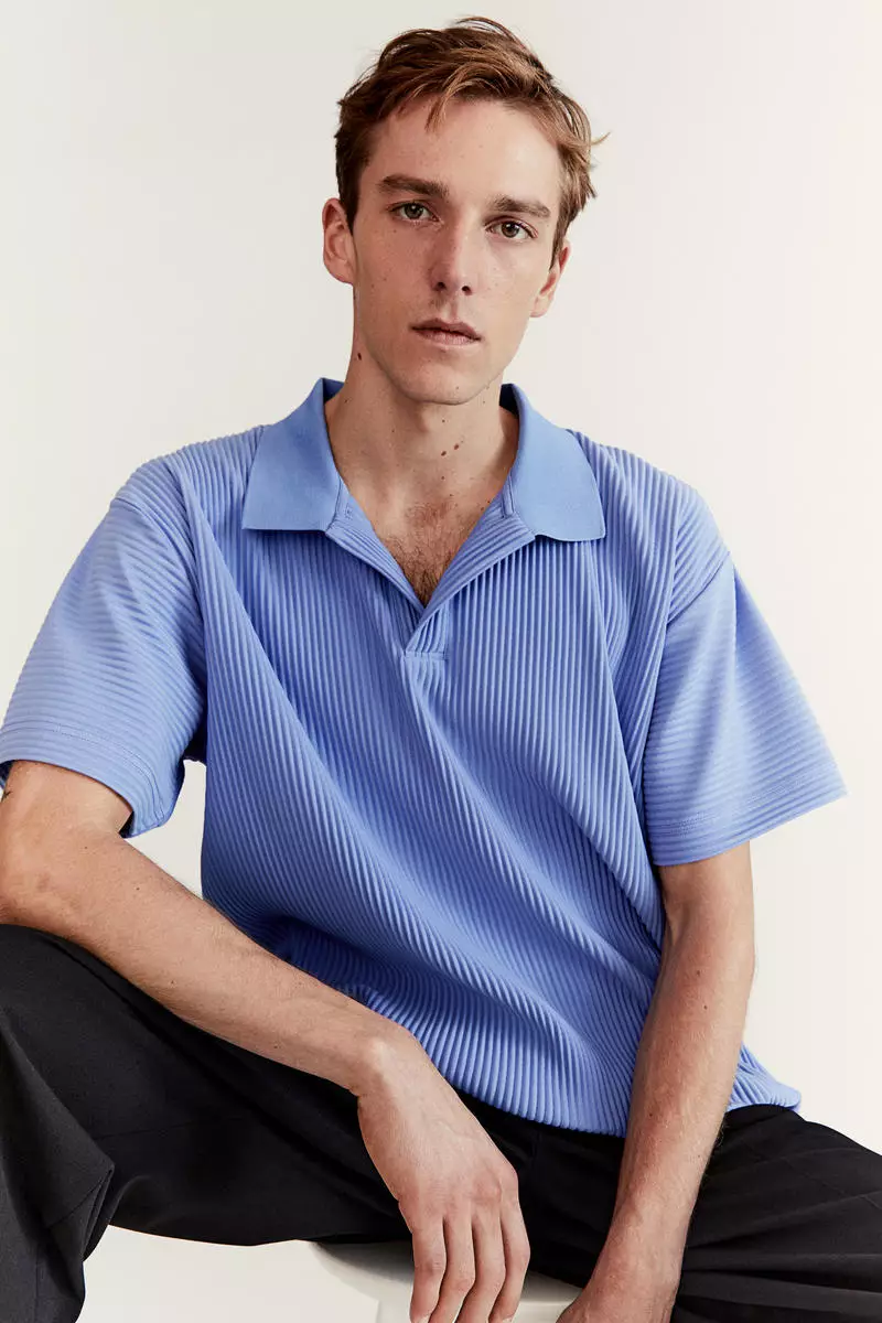 Buy H M Relaxed Fit Pleated polo shirt Online ZALORA Malaysia