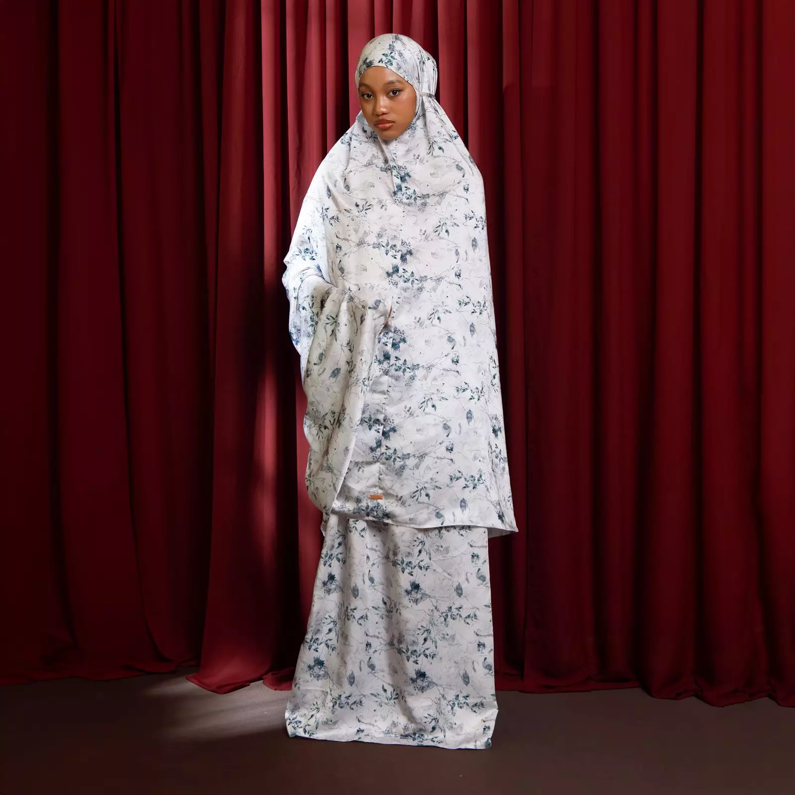 Azma Prayer Set Emerald Grey