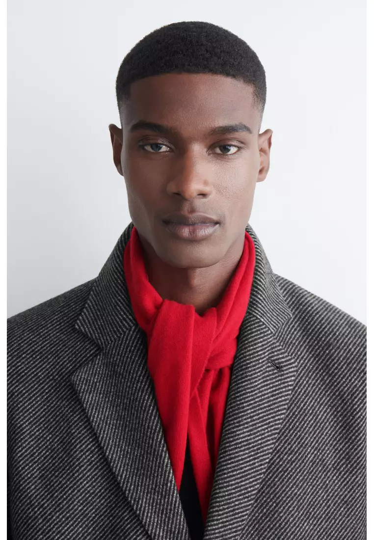 CASHMERE TRIANGLE SCARF