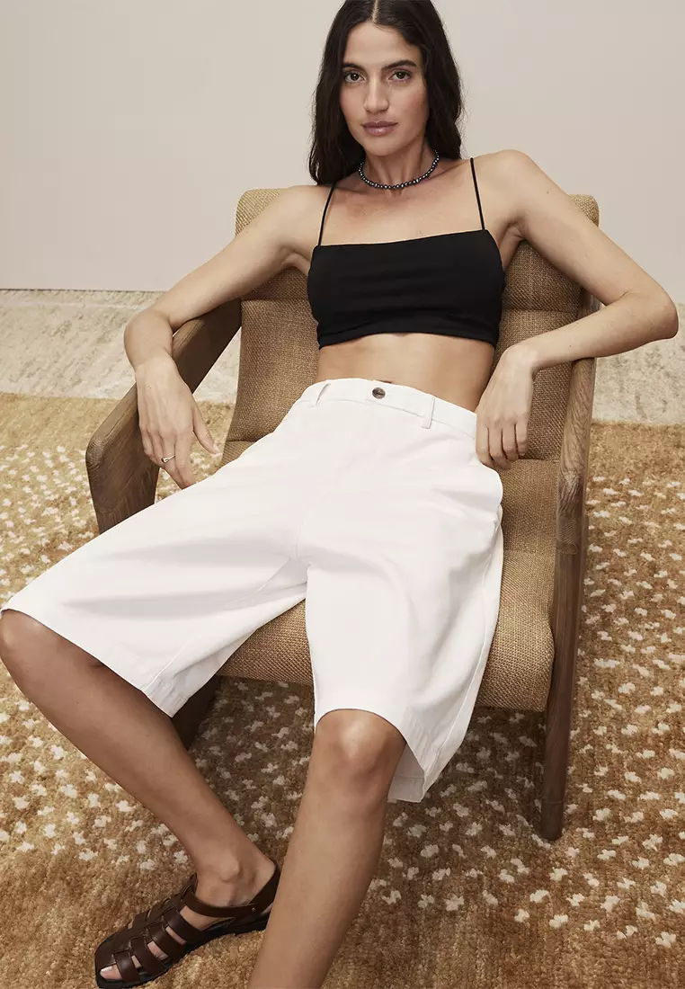 The White Lotus Stretch-Chino Bermuda Short