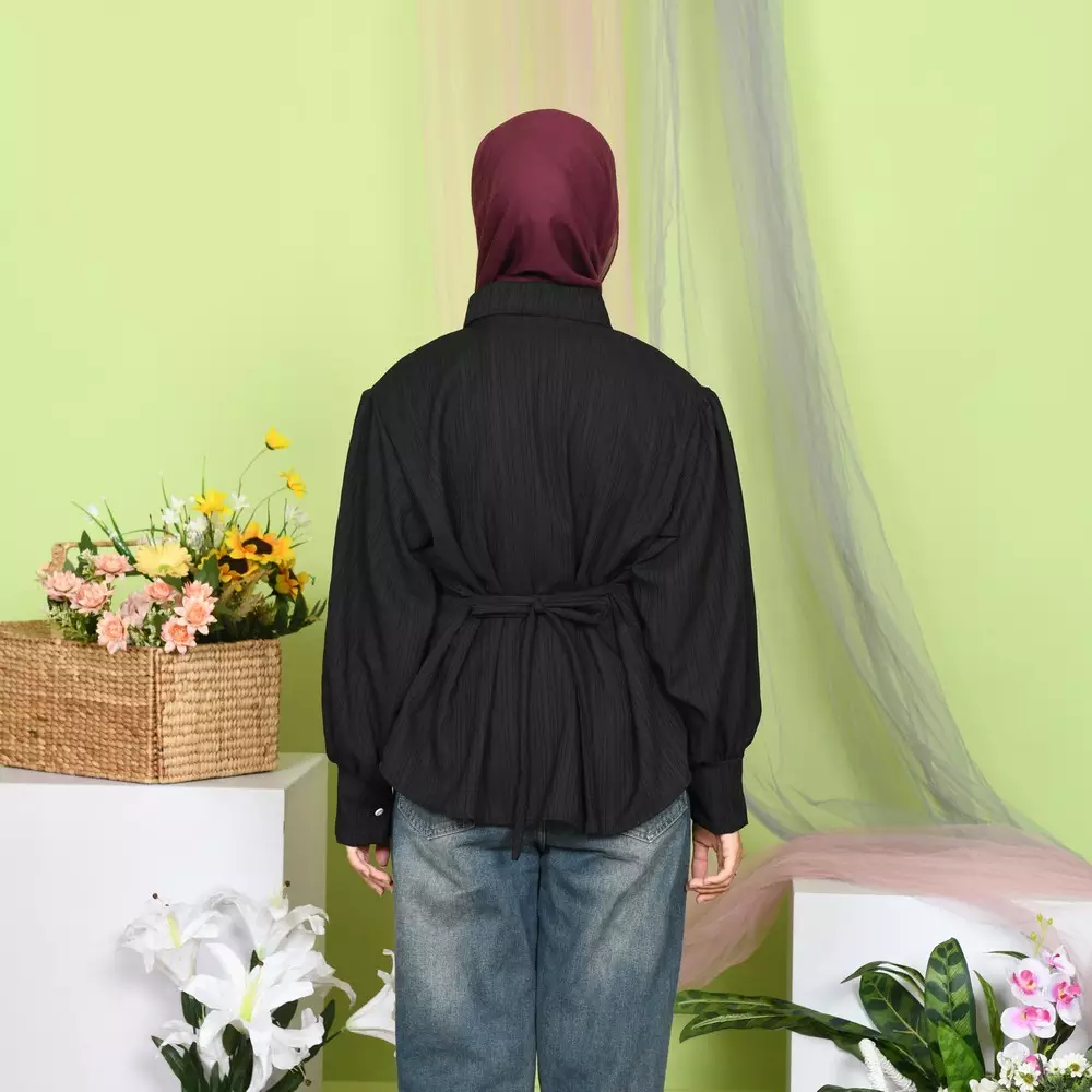 Jual Mybamus Rifah Lady Blouse - Black M19886 R51S2 Original 2025 ...