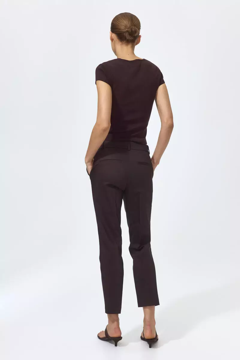 Cigarette trousers