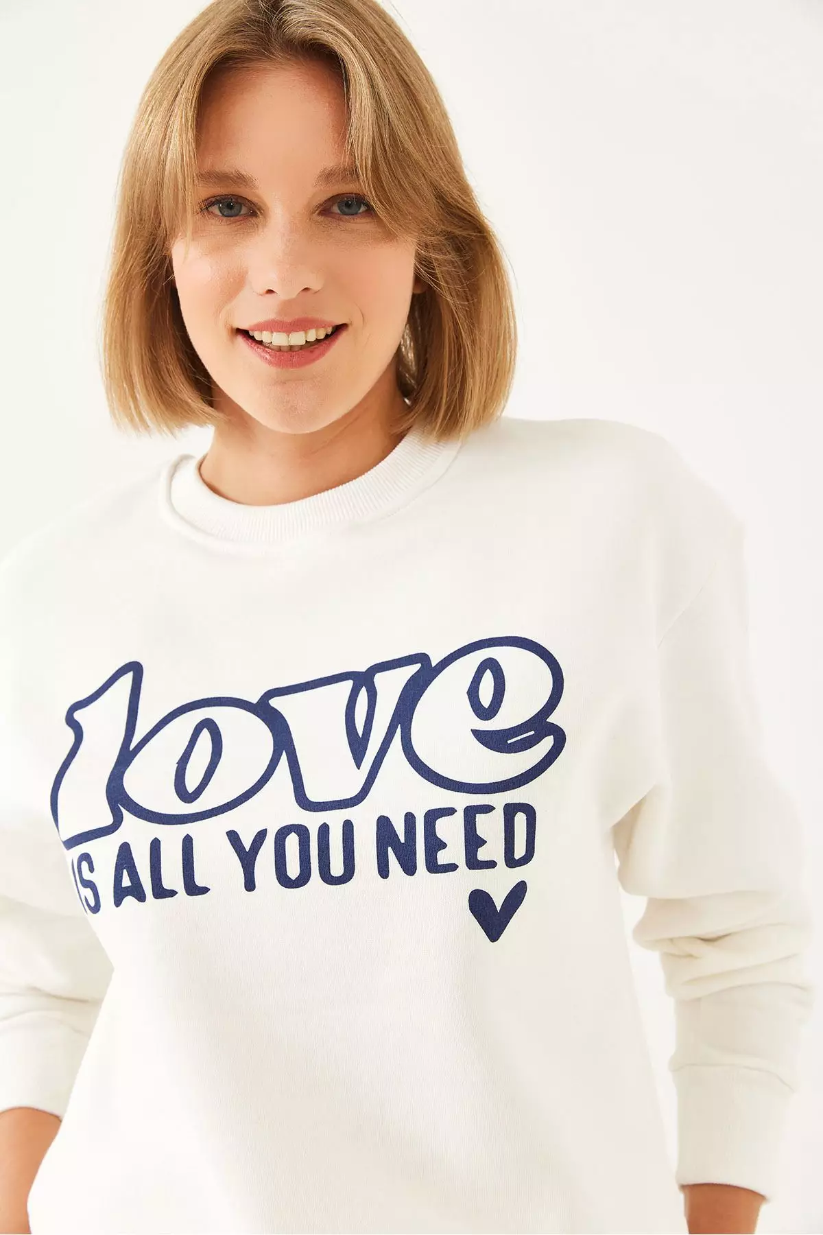 Women's Loose Cut Round Neck Sweatshirt Mbhs022 60601022